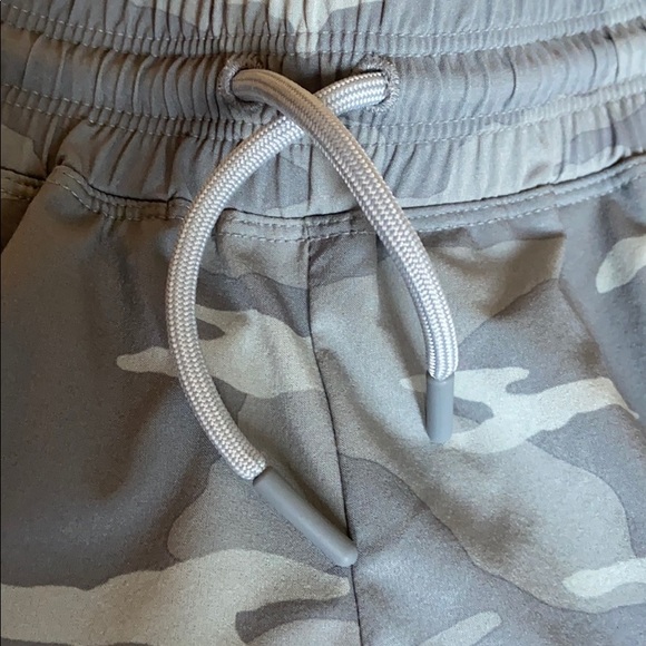 Athleta Girls Shorts - Picture 3 of 6